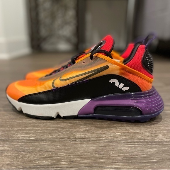 Nike Air Max 2090 Magma Orange Sz 10.5